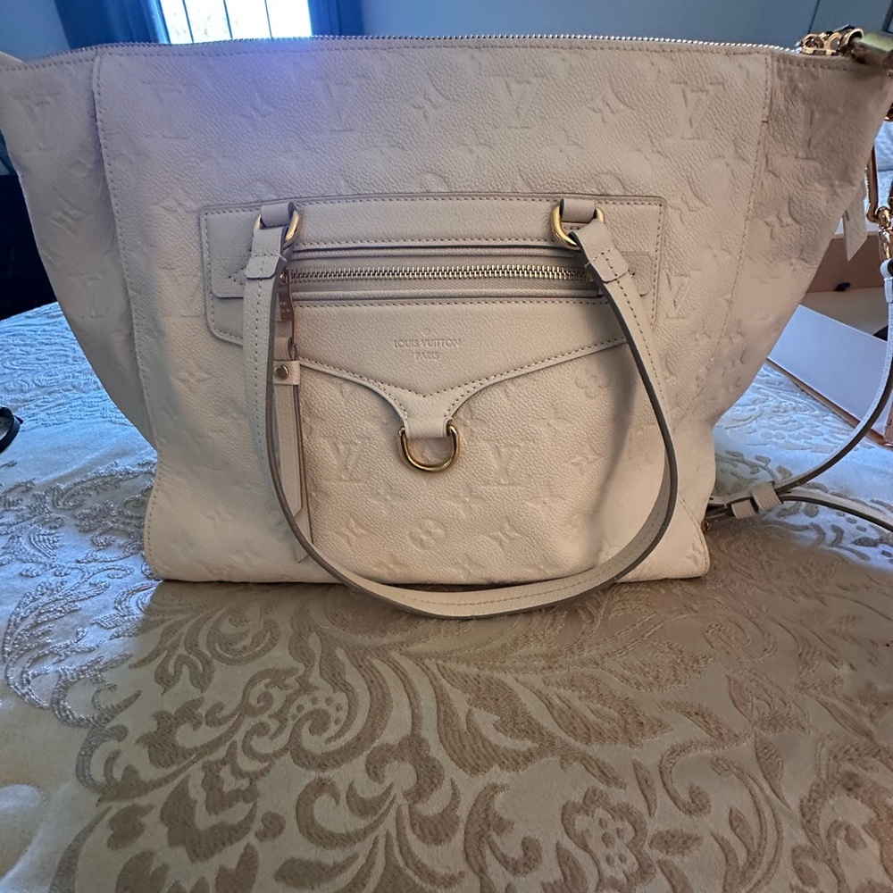 Louis Vuitton White Classic Tote Bag